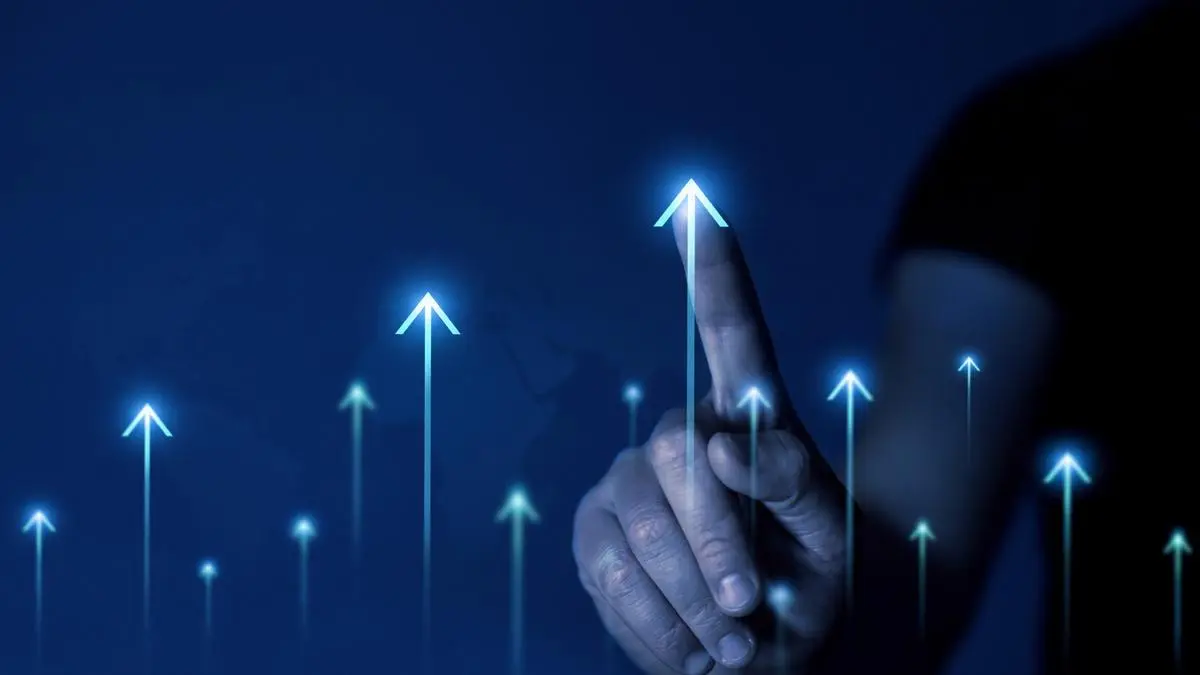 US Market Outlook: Indices regain momentum